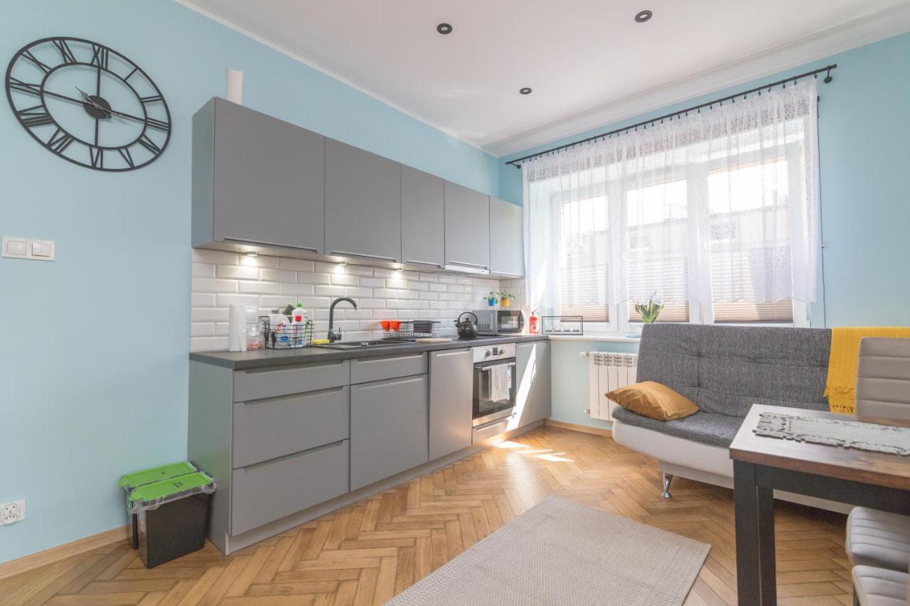 Apartament Z Jacuzzi Хель Экстерьер фото